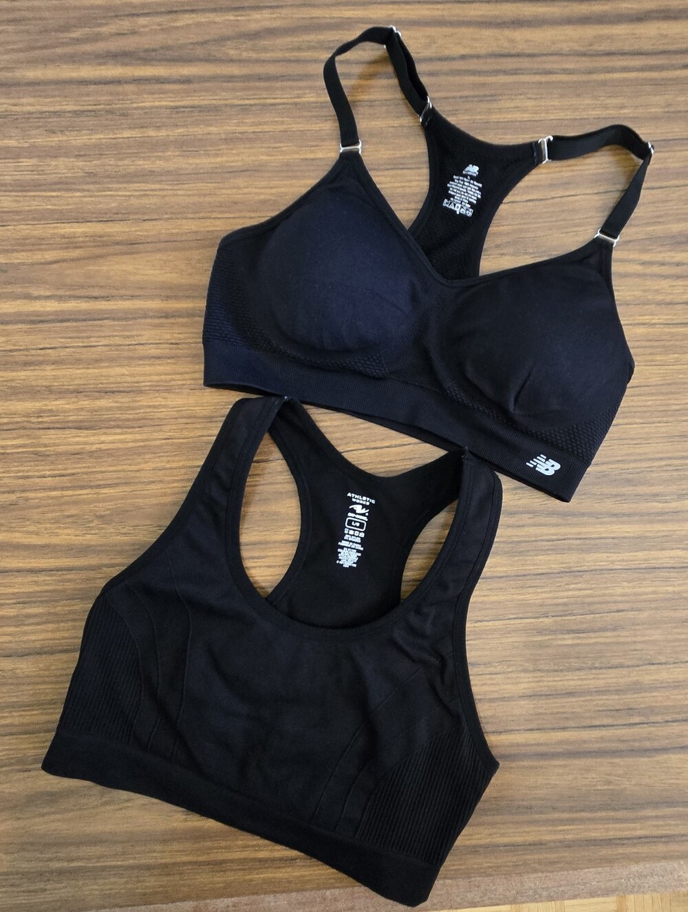 Lot Of 2 Sports Bras LG, Like New, Black, New Balance & Athletic Works